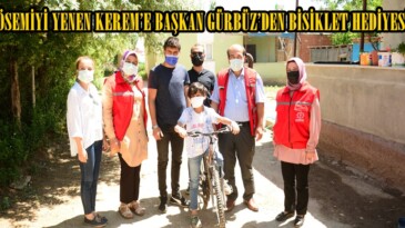 LÖSEMİYİ YENEN KEREM’E BAŞKAN GÜRBÜZ’DEN BİSİKLET HEDİYESİ!