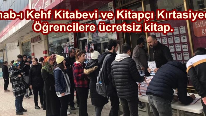 Eshab-ı Kehf Kitabevi ve Kitapçı Kırtasiyeden Öğrencilere ücretsiz kitap.