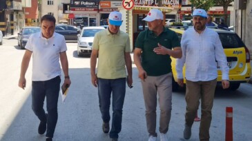 Sahada Büyükşehir ile Afşin Belediyesi el ele çalışıyor.