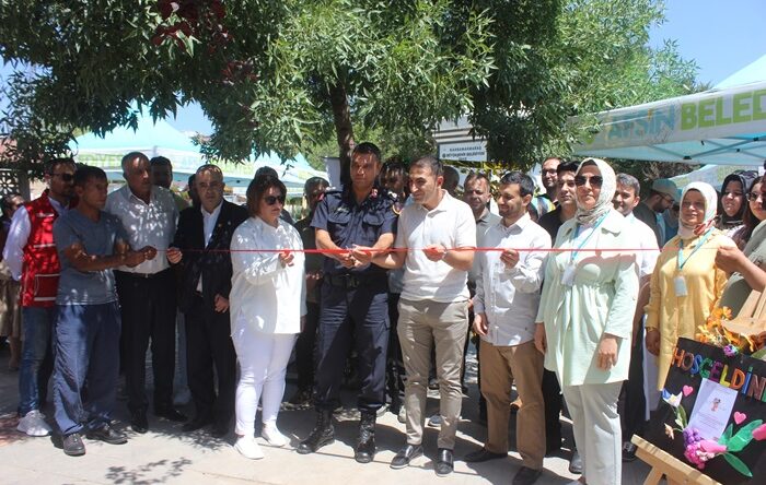 Afşin’de Toplum ve Ruh Sağlığı Merkezi Danışanlarının yaptığı eserler sergilendi.