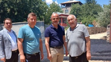 Beyceğiz Mahallesi Muhtarı Şeref Erzurumlu’dan Asfalt Teşekkürü.