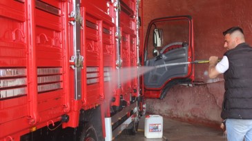 Alparslan Köse, TEMİZ AUTO ile müşterilerine hizmet vermeye devam ediyor.