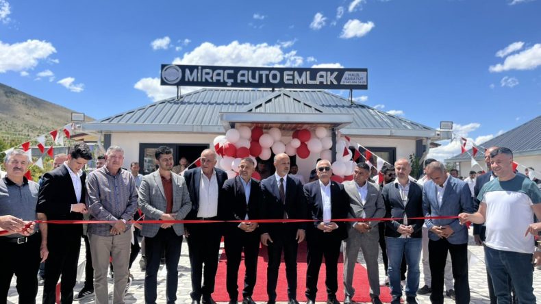 MİRAÇ OTO VE EMLAK İÇİN AÇILIŞ TÖRENİ DÜZENLENDİ.