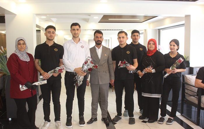 AKDO Afşin Şubesi Anneleri unutmadı.