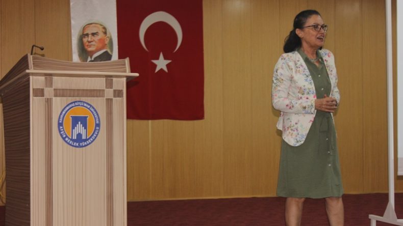 Hemşirelik Haftası, Afşin’de Seminer ile kutlandı.