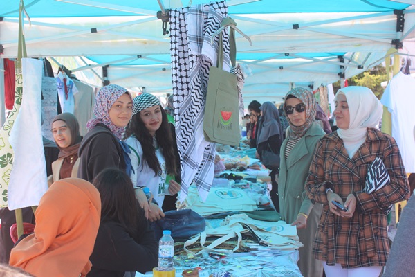 Afşin’de Filistin’e Yardım Kermesi açıldı. Haydi Afşin Destek olmaya!