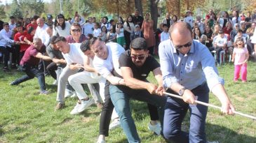 Karaoğlan Kolejinden Muhteşem Şenlik.