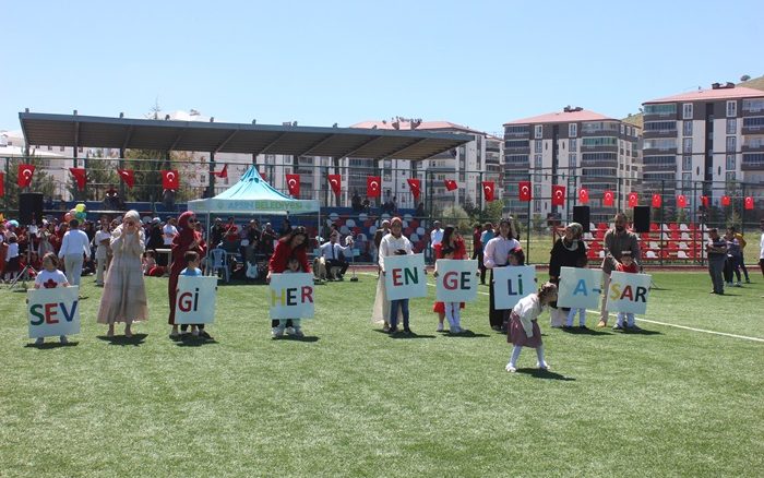 Afşin’de Özel Çocuklarla Bahara Merhaba Şenliği düzenlendi.