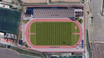 Yeni Futbol Sahasının Yapımı Büyük Bir Hızla Sürüyor.