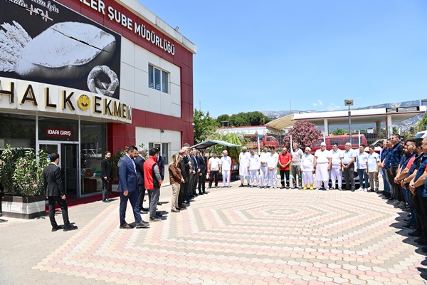 Başkan Görgel, Belediye Çalışanlarının Bayramını Tebrik Etti.