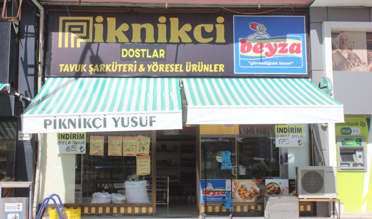 Afşin’de Piknikçi  Dostlar, Yiğit Kalkan ile hizmet vermeye devam ediyor.