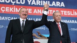 Cumhurbaşkanı Erdoğan ve Aliyev’in Katılımıyla 250 Bininci Konutun Kuraları Çekildi.