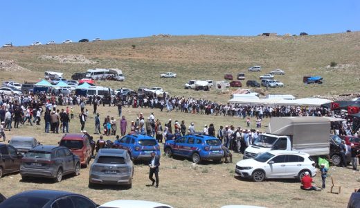 Afşinliler Büyüktatlar Yayla şenliğinde buluştu.