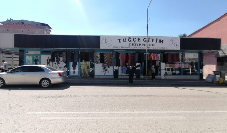 Tuğçe Giyim Cerenler yeni yerinde yeni konsepti ile hizmete başladı.