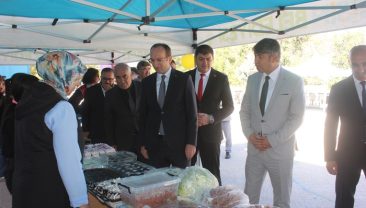 Afşin Aşık Mahzuni Şerif Ortaokulundan Gıda Kermesi.