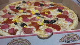 Afşin’de 2 Pizza alana 3’ncü Pizza Hediye!
