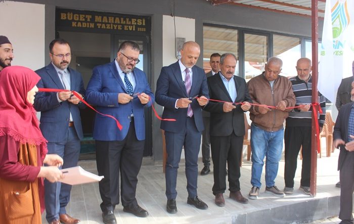 İşadamı Nazmi Yetgin tarafından Büğet Mahallesinde yaptırılan Taziye Evi ve İmam Lojmanı açıldı.