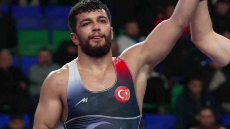 1. Karakucak Güreşi Dünya Şampiyonasında Ülkemizi Temsil edecek pehlivanlar belli oldu.