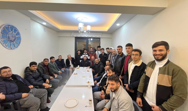 Afşin’de Anahtar Partiye katılımlar sürüyor.