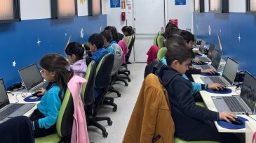 TEGV’in Ateşböceği Öğrenim Birimi Çobanbeyli’de Öğrencilerle Buluştu.