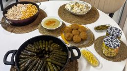 Ev yemeklerinin lezzeti de sırrı’da burada; Afşin’de Sır Mutfak açıldı.