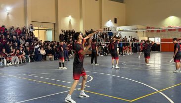 Afşin Voleybol Turnuvasında Kupalar sahiplerini buldu.