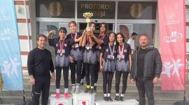 TEAŞ İstiklal Ortaokulu Atletizm sporcularından gururlandıran başarı!