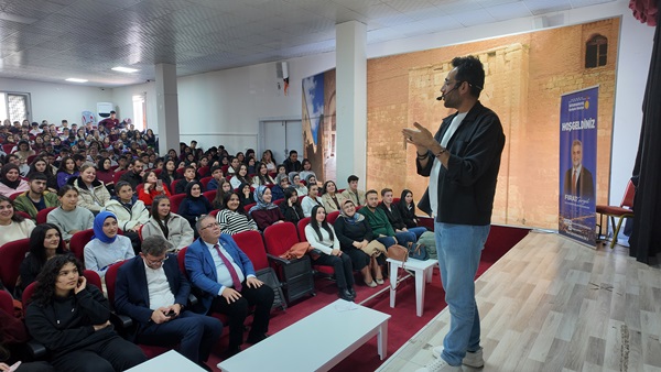 Büyükşehir’in Gençlere Yönelik “Motivasyon Günleri” Afşin’de Devam Etti.