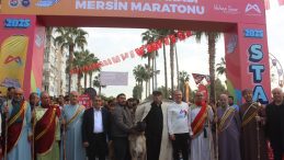 Afşin’de bulunan Ashab-ı Kehf Külliyesi Mersin Yarı Maratonunda tanıtıldı.
