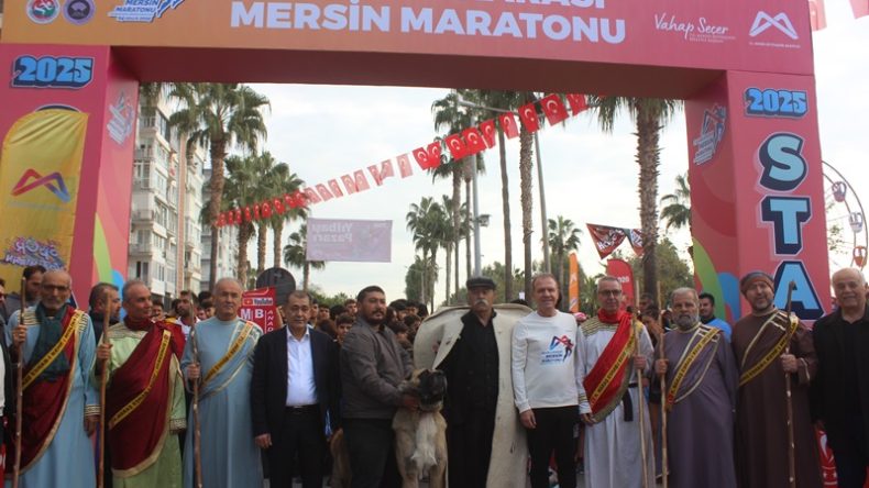 Afşin’de bulunan Ashab-ı Kehf Külliyesi Mersin Yarı Maratonunda tanıtıldı.