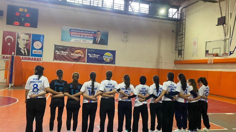 Afşin Anadolu Lisesi Voleybol Takımı durdurulamıyor!