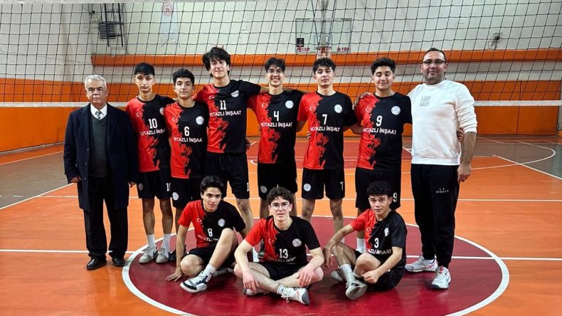 Afşin Fen Lisesi Erkek Voleybol Takımı İl Birinciliğinde Yarı Finalde!