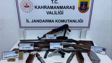 Afşin Jandarma ekipleri Kaçak Silah ve Mühimmat ele geçirdi.