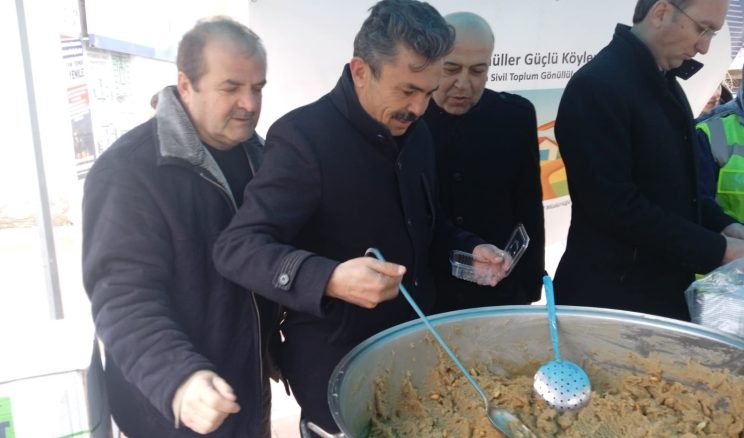 Çorum Sivil Toplum Gönüllüleri Derneği ve Afşin Eshab-ı Kehf Gönül Elçileri Derneğinden Helva İkramı