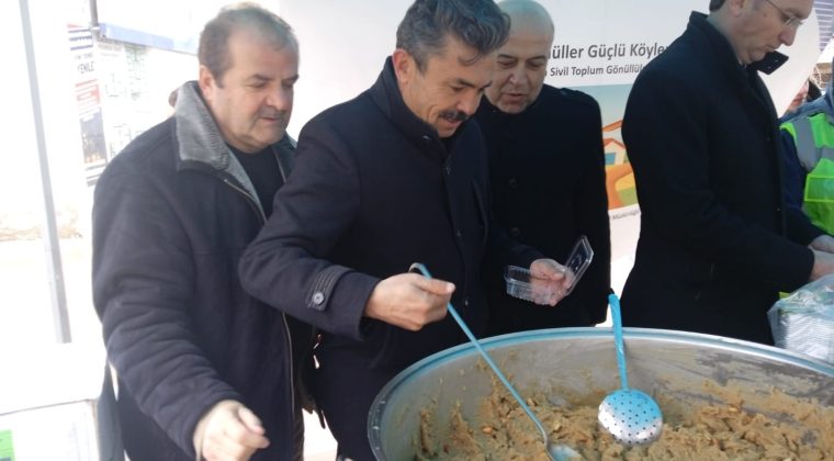 Çorum Sivil Toplum Gönüllüleri Derneği ve Afşin Eshab-ı Kehf Gönül Elçileri Derneğinden Helva İkramı