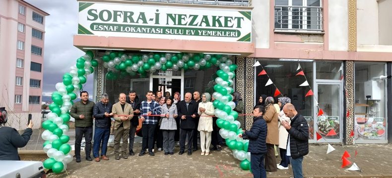 Sofra-i Nezaket Lokantası Afşin’de açıldı.