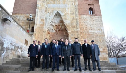 KSÜ Rektörü Prof. Dr. Mahmut Ak, Afşin’de İftar Programına Katıldı ve İncelemelerde Bulundu.