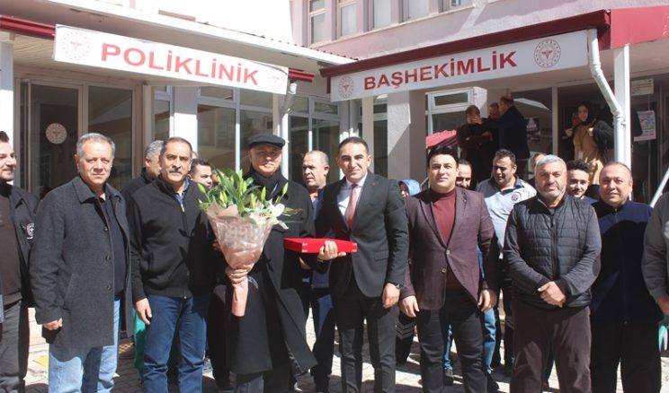 Alaaddin Dağdelen, alkış ve gözyaşlarıyla Emekliye ayrıldı.