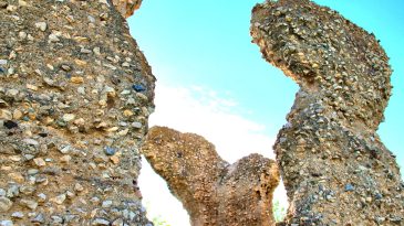 Tılafşin; Selçuklu Komutanı Afşin Bey, Bizans’a yönelik kazandığı Savaşın yapıldığı yerdir.