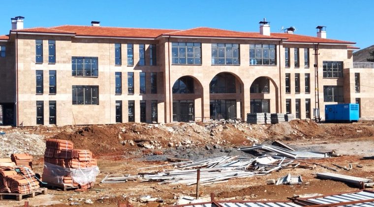 AFŞİN’DE YATIRIMLAR DEVAM EDİYOR.