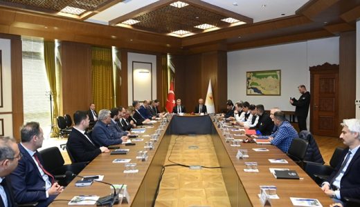 Başkan Görgel ve Vali Ünlüer, Altyapı Firmaları ile Toplantı Gerçekleştirdi.