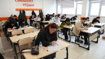 Pusula Maraş’ın KPSS Deneme Sınavları Gençlerden Yoğun İlgi Görüyor.