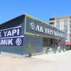 Ak Yapı Seramik, devasa teşhir salonu ile  hizmet vermeye devam ediyor.