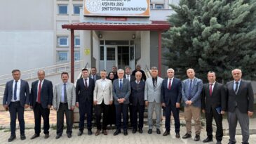 İl Müdürü Akpınar ve Beraberindeki Heyetten Afşin’e Kapsamlı Eğitim Ziyareti.