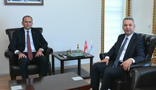 KSÜ Rektörü Okumuş’tan Afşin Kaymakamı Sarıdoğan’a Ziyaret.