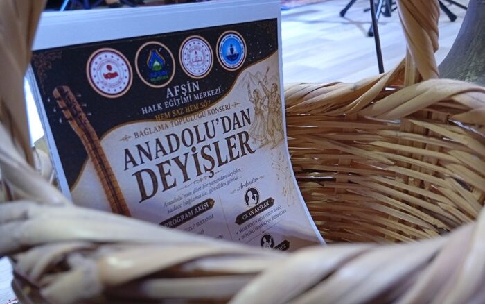 Afşin’de Anadolu’dan Deyişler Programı izleyenleri mest etti.