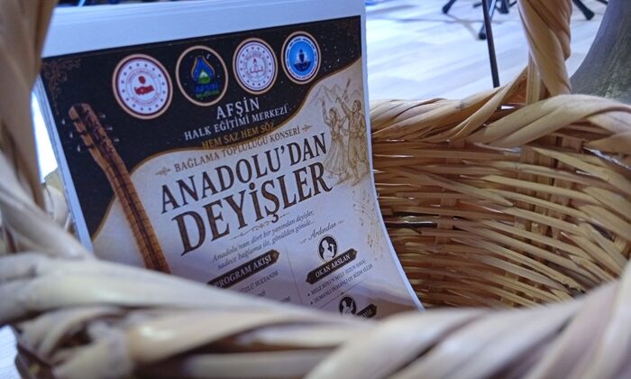 Afşin’de Anadolu’dan Deyişler Programı izleyenleri mest etti.