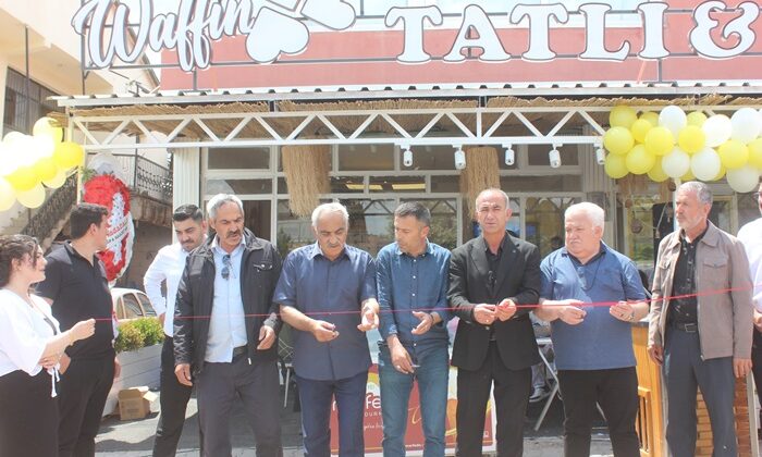 Waffin Tatlı ve Dondurma Afşin’de yeni adresinde hizmete açıldı.