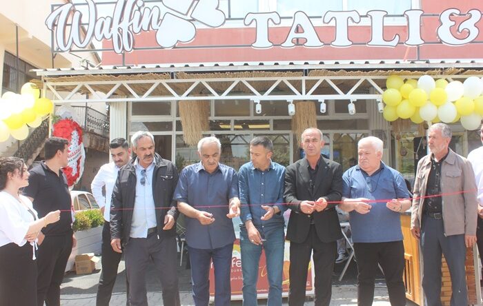 Waffin Tatlı ve Dondurma Afşin’de yeni adresinde hizmete açıldı.