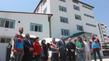 Afşin’de açılan Aşevi ile günlük 110 Vatandaşımızın evine sıcak yemek gidiyor!